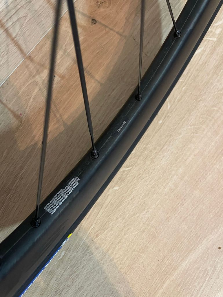 Used Mavic Cosmic SLR 45 Disc Wheelset bike — image 7 of 8