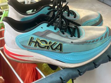 Hoka cielo Running Shoes de segunda mano
