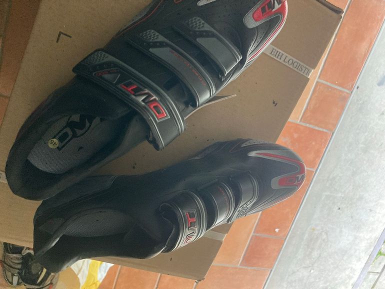 Used Dmt Generic Shoes bike — image 4 of 4