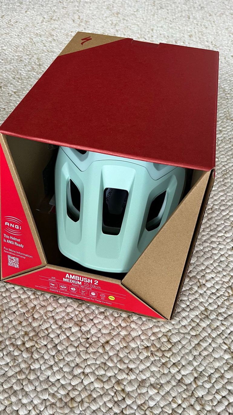 Used Specialized Ambush 2 MIPS MTB Helmet Medium or Large 2022 bike — image 3 of 8