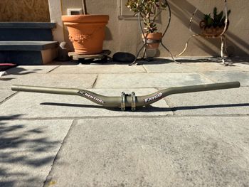 Used Renthal Fatbar bike — image 2 of 4