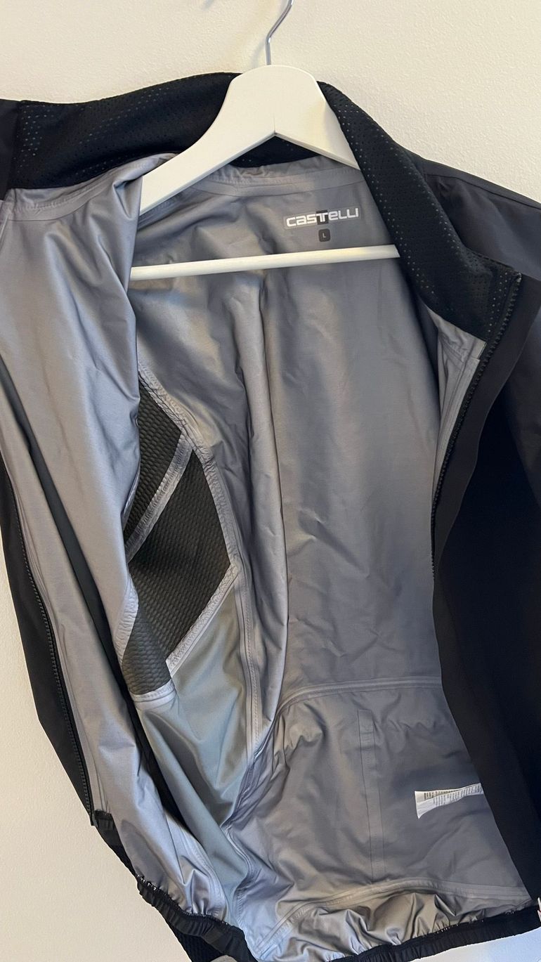 Used Castelli Gavia Jacket bike — image 4 of 7