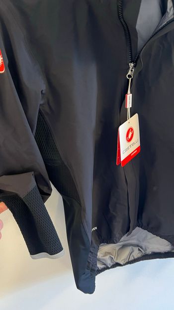 Used Castelli Gavia Jacket bike — image 3 of 7