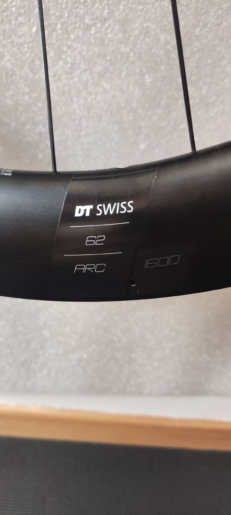 Used Dt Swiss Arc 1600 50/62 2023 bike — image 5 of 8