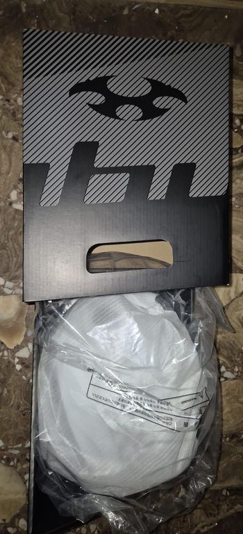 Used Kabuto AERO-R2 Helmet XS/S 2026 bike — image 7 of 12