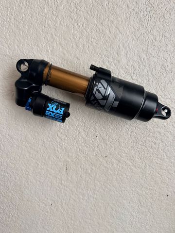 Fox FLOAT X2 Factory 2Pos-Adj Shock 2023 bike usato — immagine 3 di 3