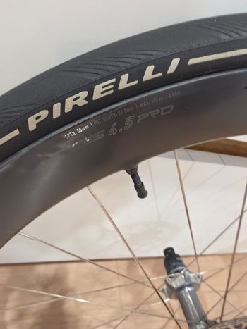 Used Enve SES 4.5 Pro Disc 2026 bike — image 8 of 8