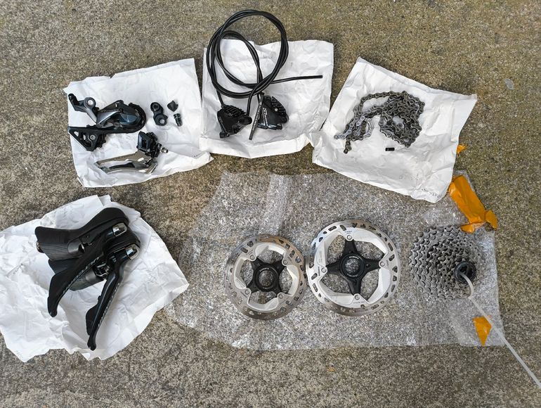 Used Shimano Ultegra R8000 11v 2022 bike — image 1 of 8