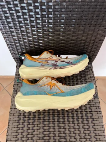 Used Asics Trabuco Max 4 bike — image 2 of 8