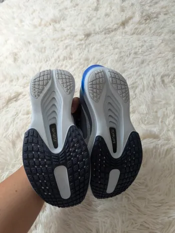 Used Nike Zoom Fly 6 bike — image 3 of 5