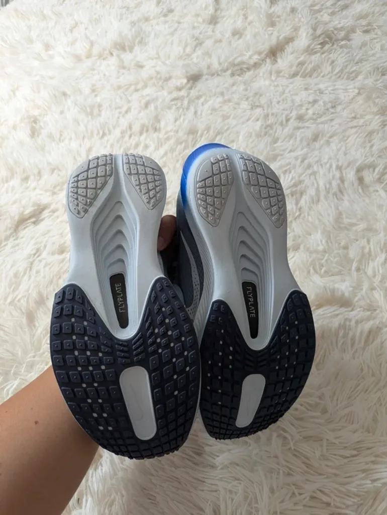 Used Nike Zoom Fly 6 bike — image 3 of 5