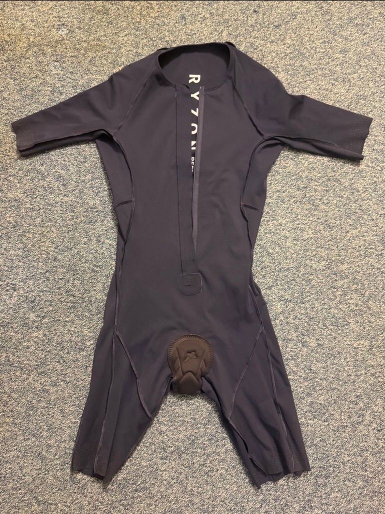 Used Ryzon Arise Triathlon Suit 2025 bike — image 4 of 5