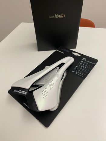 Used Selle Italia SLR Advan L3 Opal White 2026 bike — image 2 of 4