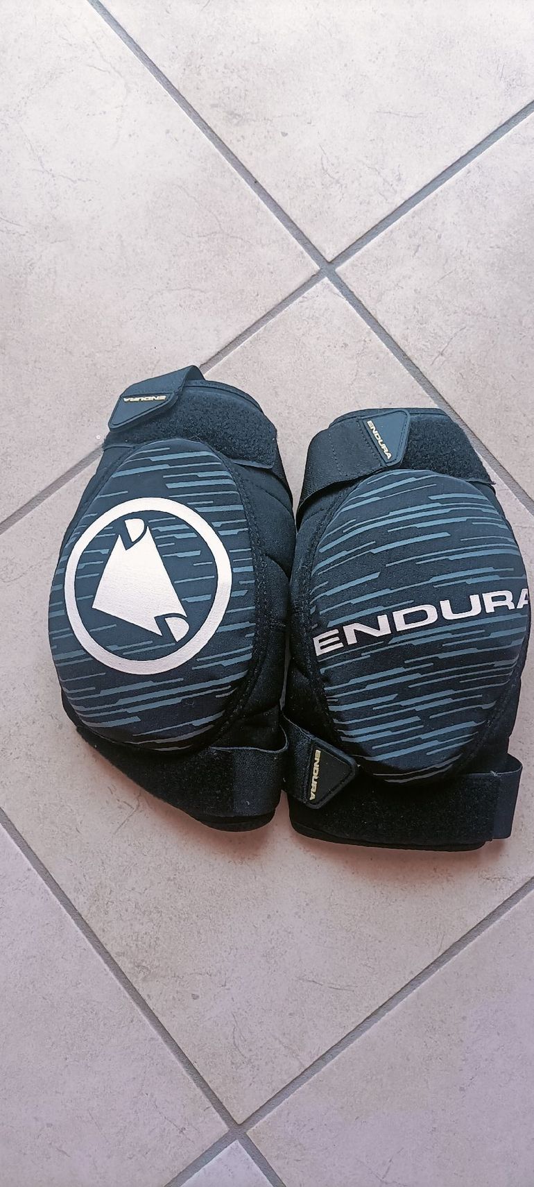 Used Endura singletrack bike — image 1 of 5