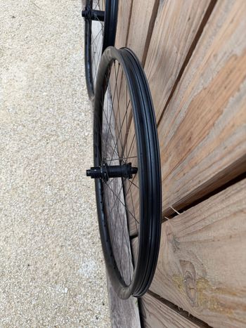 Used Bontrager Kovee pro 30 bike — image 6 of 7