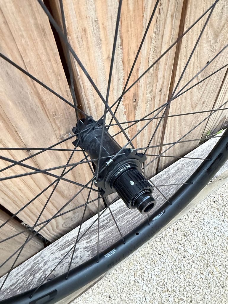 Used Bontrager Kovee pro 30 bike — image 4 of 7
