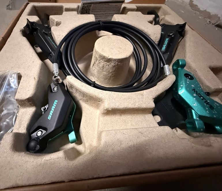 Used Sram Motive Ultimate Expert Kit Teal Splatter 2025 bike — image 3 of 8