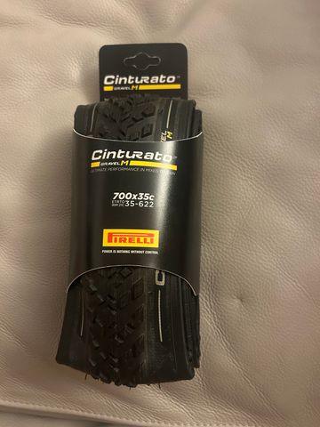 Used Pirelli Cinturato Gravel M 700x35C Tyres & Tubes