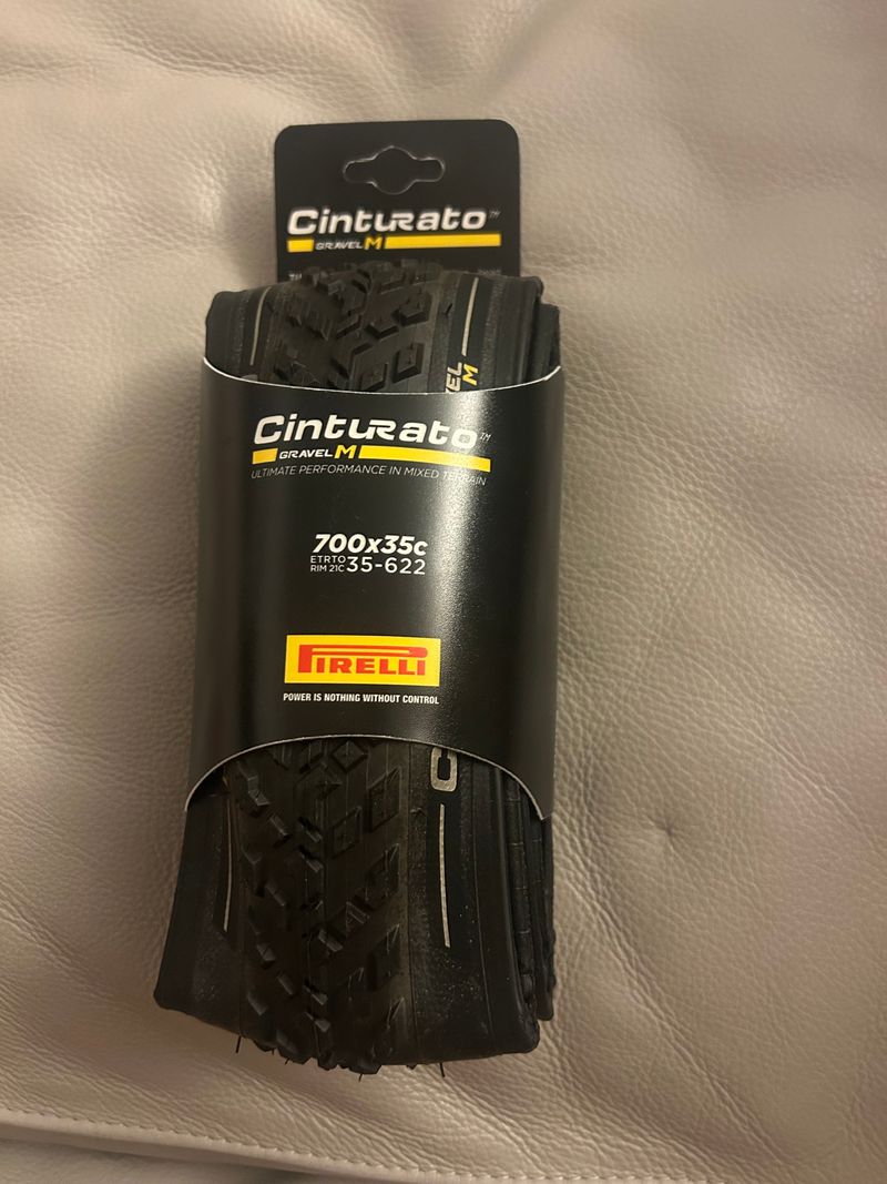 Used Pirelli Cinturato Gravel M 700x35C Tyres & Tubes