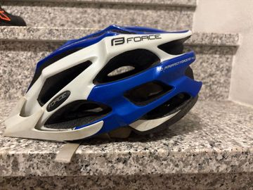 Used liquid force Bici Force Helmet 2017 bike — image 4 of 4