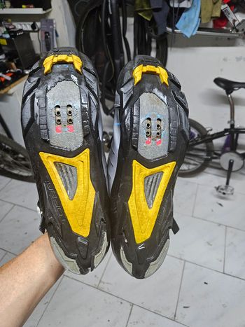 Used Shimano SH-M163G 25th Anniversary Edition 2015 bike — image 2 of 6