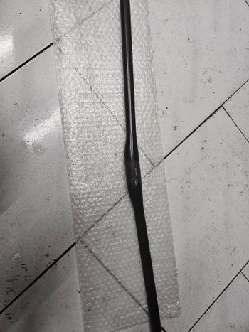Used No brand MTB Flat Carbon Handlebar bike — image 3 of 3