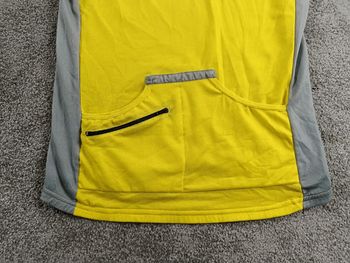 Castelli maillot velo homme taille L - 56 5052 - Reto vintage jaune bike d'occasion — image 6 sur 7
