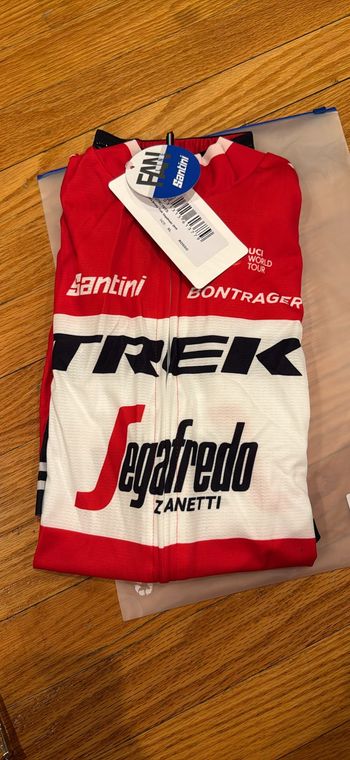 Used Santini men’s Replica Trek Segrafredo jersey, brand new 2019 bike