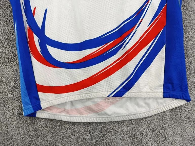 Used Mcn maillot velo homme taille xxl - 17 6243 route respirant retro credit mutuel bike — image 2 of 6