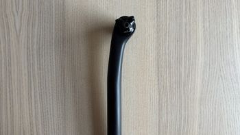 Used Roval Terra Seatpost 330mm x 20mm Offset bike — image 3 of 5