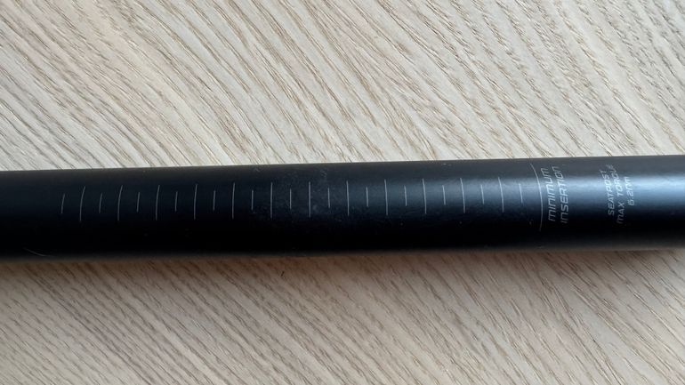 Used Roval Terra Seatpost 330mm x 20mm Offset bike — image 4 of 5