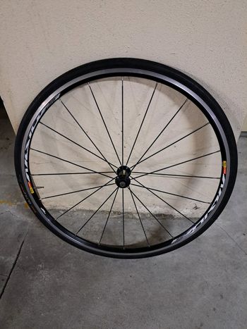 Used Mavic Aksium 622x13C 2013 Wheels