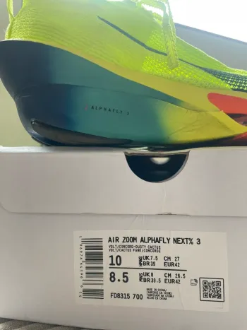 Used Nike Zoom Alphafly Next% 3 bike — image 3 of 9