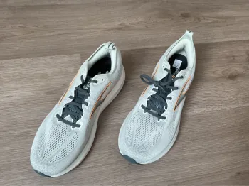 Used Brooks Glycerin 22 bike — image 2 of 6