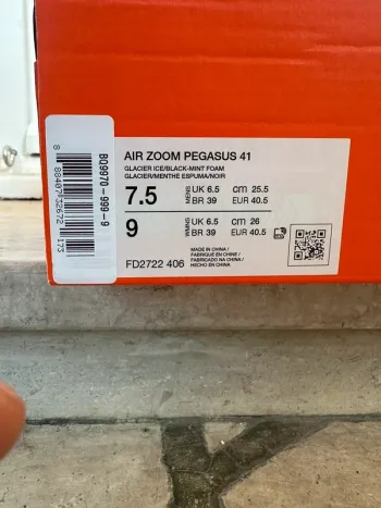 Used Nike Pegasus Air Zoom bike — image 10 of 10