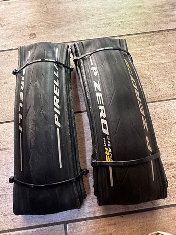 Used Pirelli PZero Race TLR 32mm 2026 bike — image 2 of 2