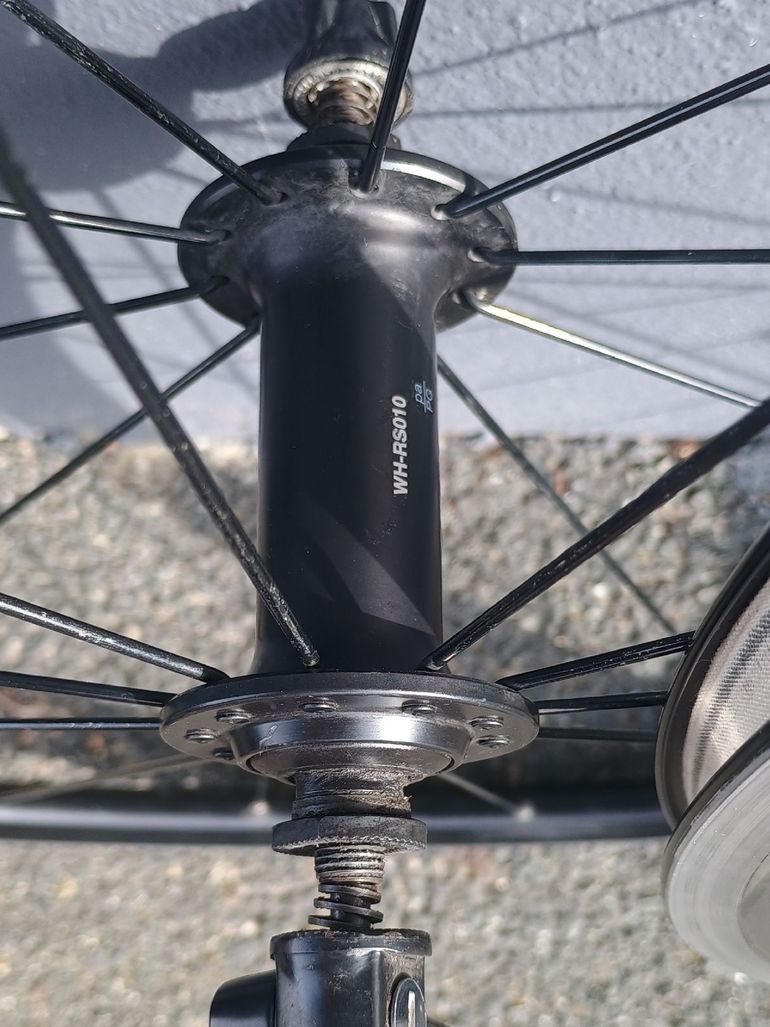 Used Shimano RS010 622x15c QR bike — image 2 of 5