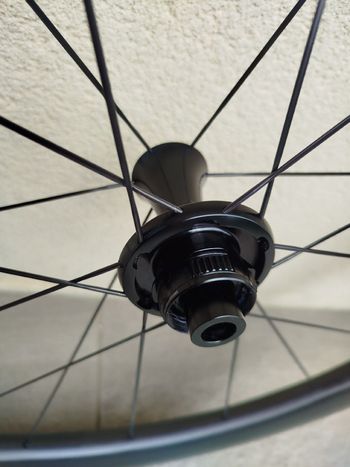 Used Roval Rapide CLX II 2025 bike — image 7 of 8