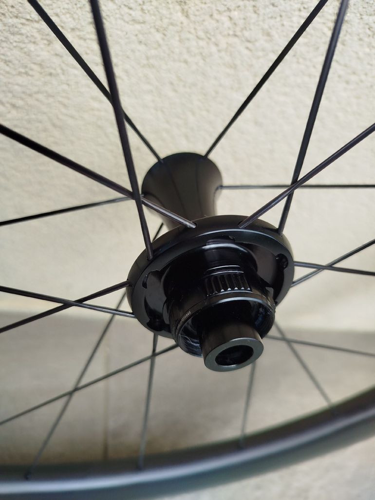 Used Roval Rapide CLX II 2025 bike — image 7 of 8