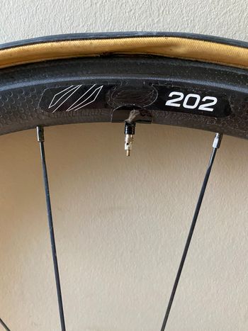 Used Zipp 202 Tublar bike — image 2 of 4