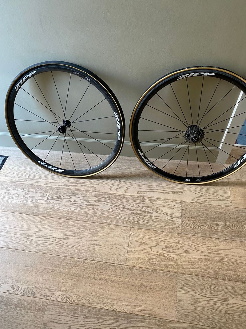 Used Zipp 202 Tublar Wheels