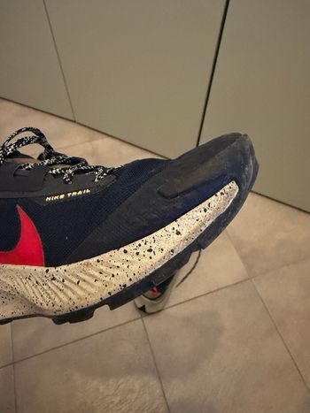 Used Nike Trail Shoes 2024 bike — image 3 of 6
