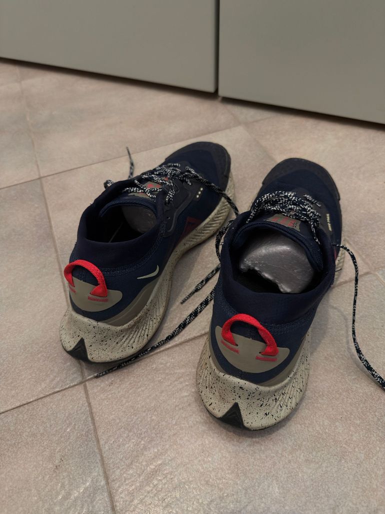 Used Nike Trail Shoes 2024 bike — image 6 of 6