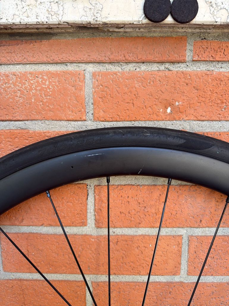 Used Bontrager Aeolus elite 35 2021 bike — image 4 of 6