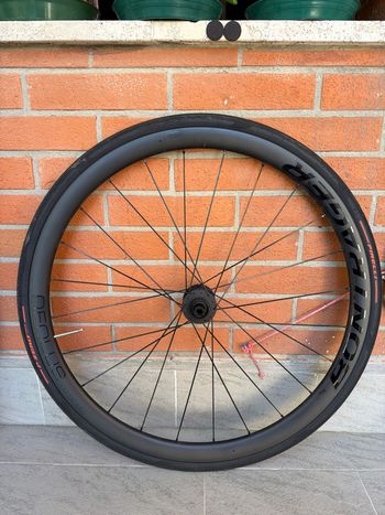 Used Bontrager Aeolus elite 35 2021 bike — image 3 of 6