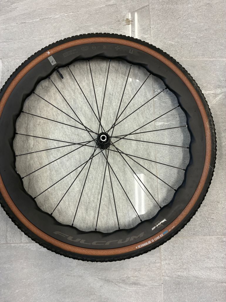 Used Fulcrum Sharq 42 Wheelset bike — image 5 of 8