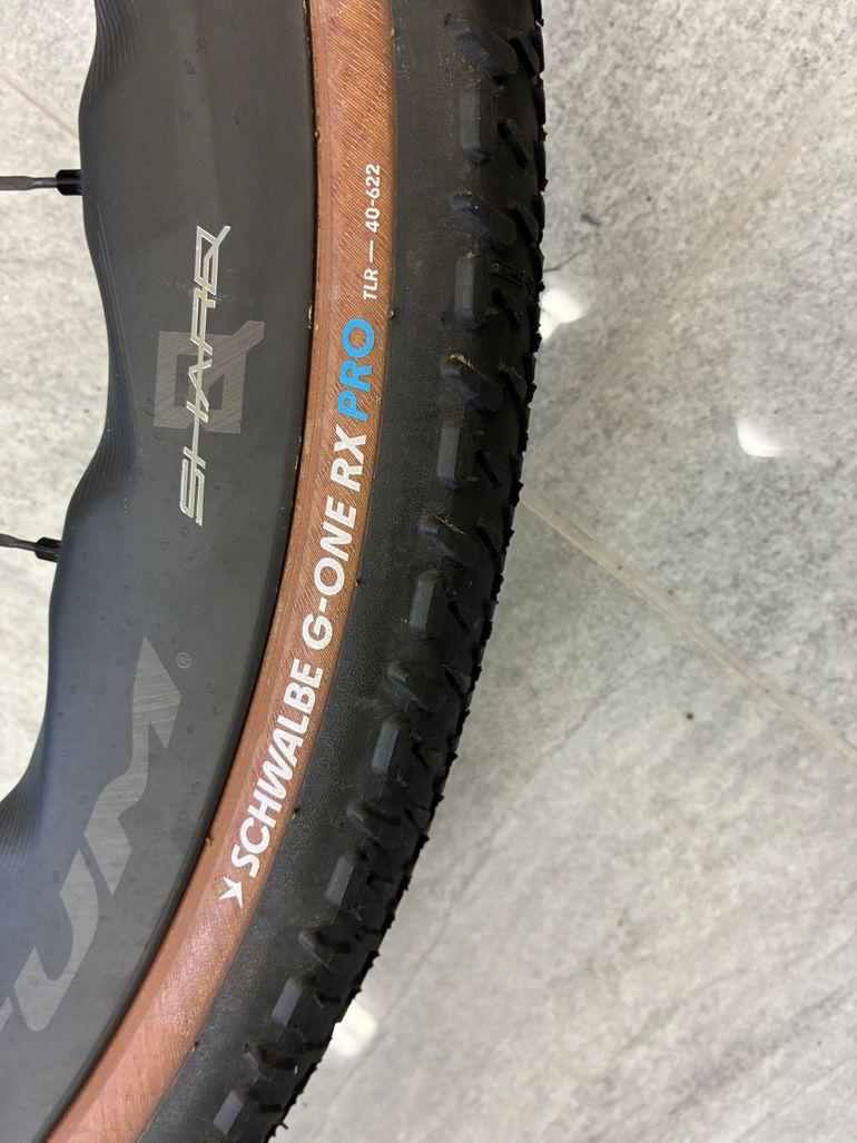Used Fulcrum Sharq 42 Wheelset bike — image 6 of 8