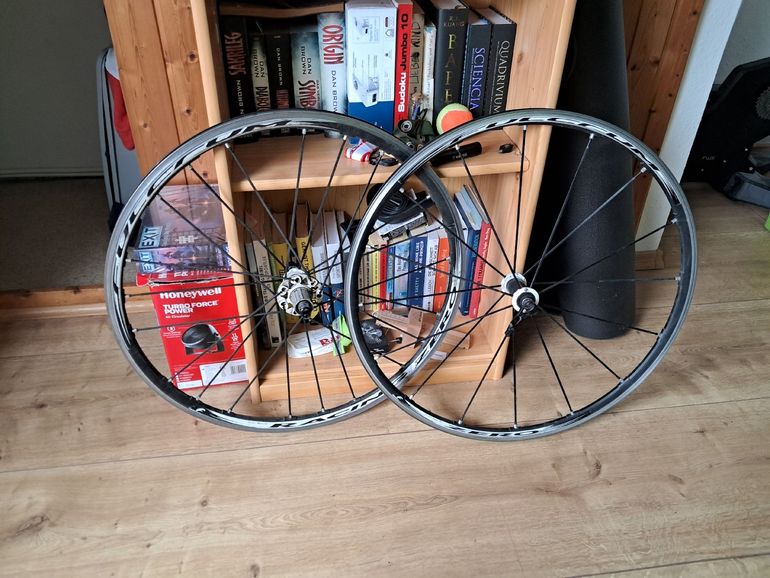 Used Fulcrum Racing Zero Laufradsatz bike — image 1 of 2