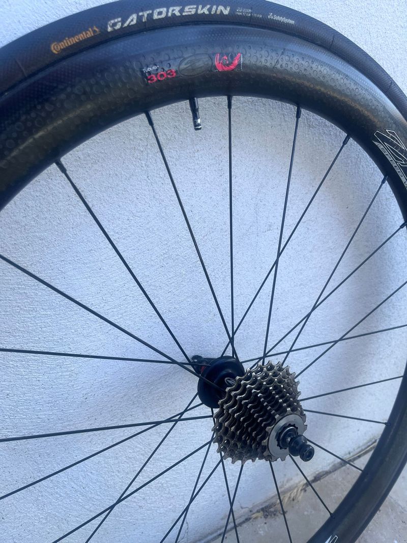 Zipp 303 Boyaux bike d'occasion — image 1 sur 4
