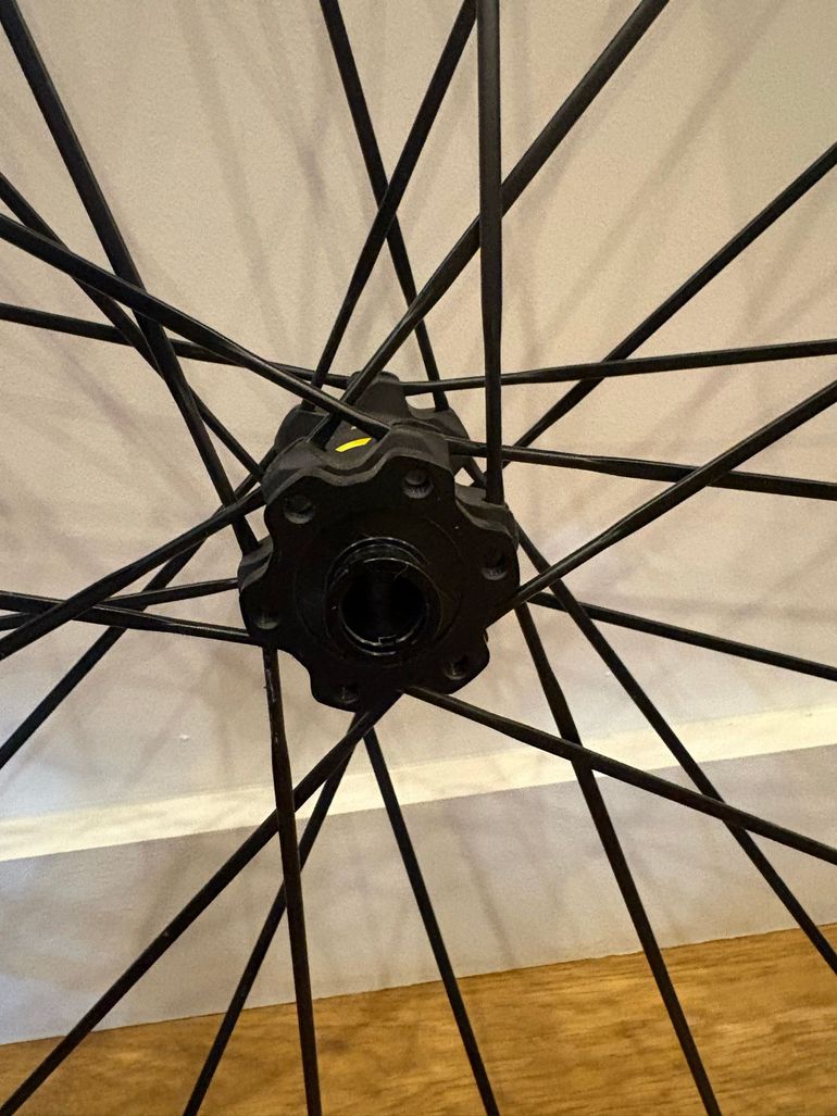 Used Mavic Deemax Pro Sam Hill Wheelset 2023 bike — image 5 of 7
